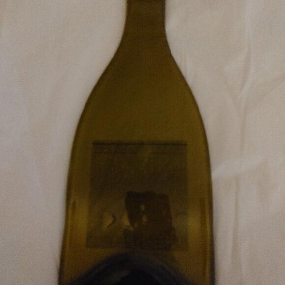 Flattened Green Wine Bottle Cheese Board - Picture 3 of 8